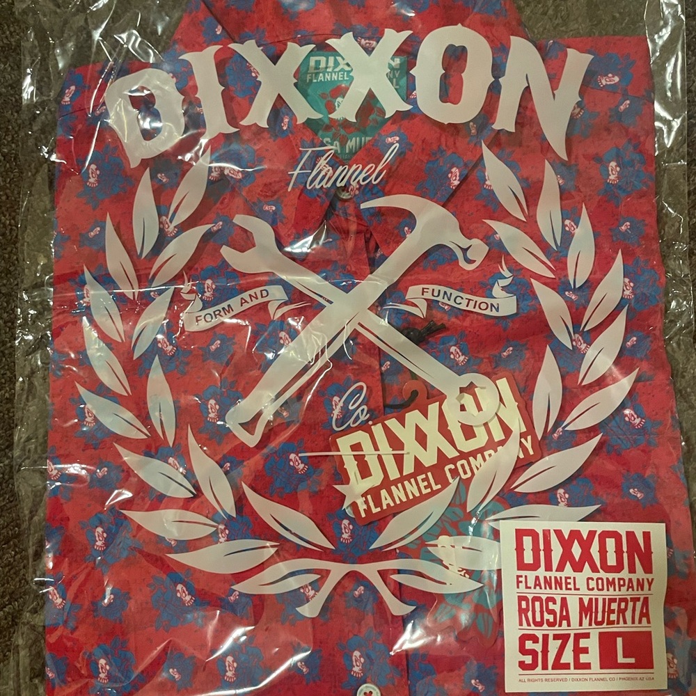 Dixxon Flannel Co. Rose Muerta short sleeve